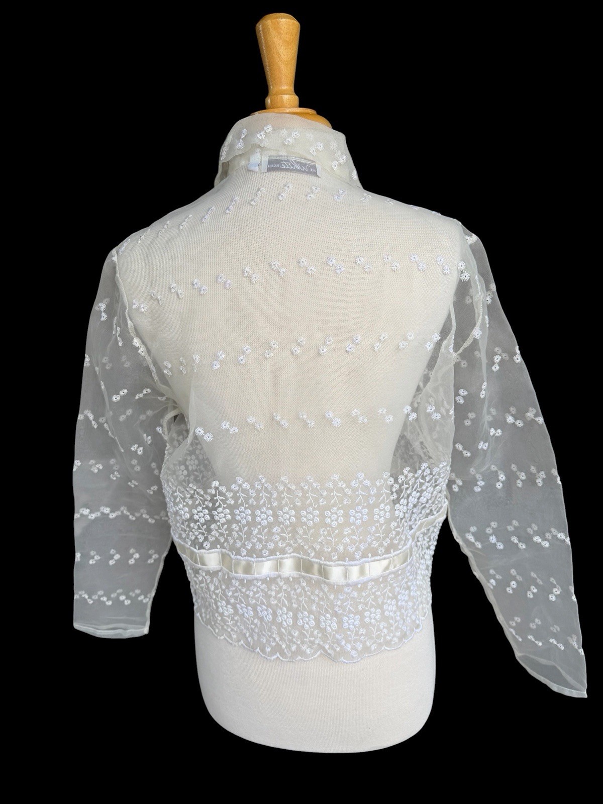 Vintage Embroidered Eyelet White Sheer Organza Lace Shirt Blouse Top Size M