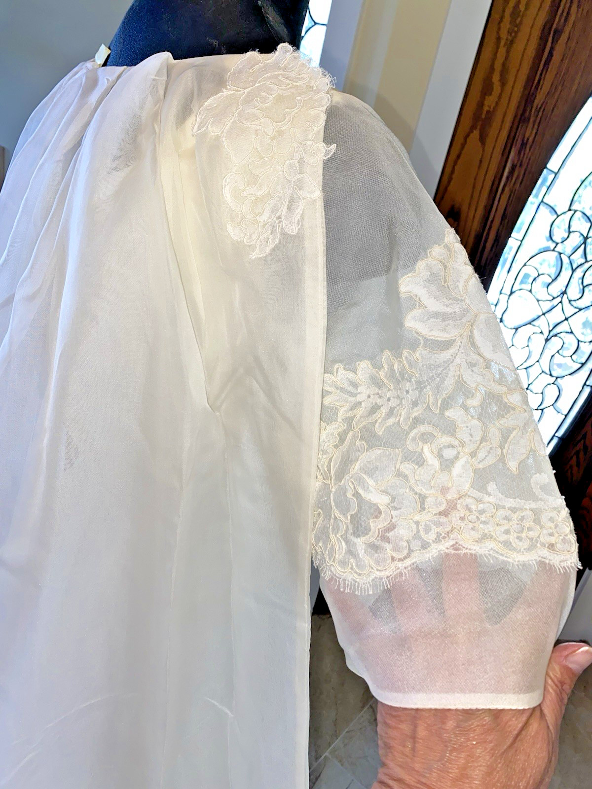 60s Alfred Angelo Edythe Vincent Wedding Gown ButtonBack Demure Detachable Train
