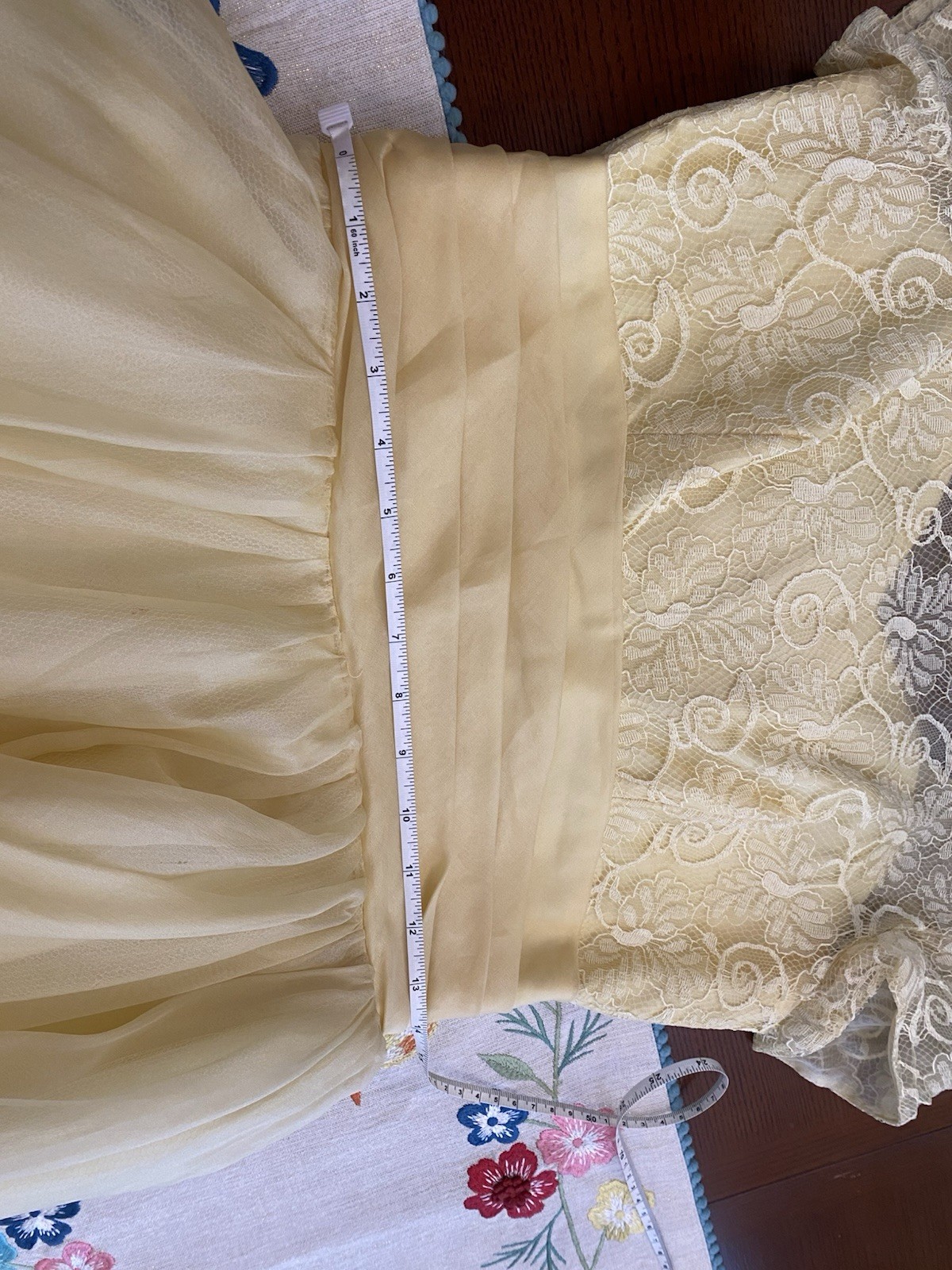 Beautiful yellow vintage 50s 60s Prom Party dress S M