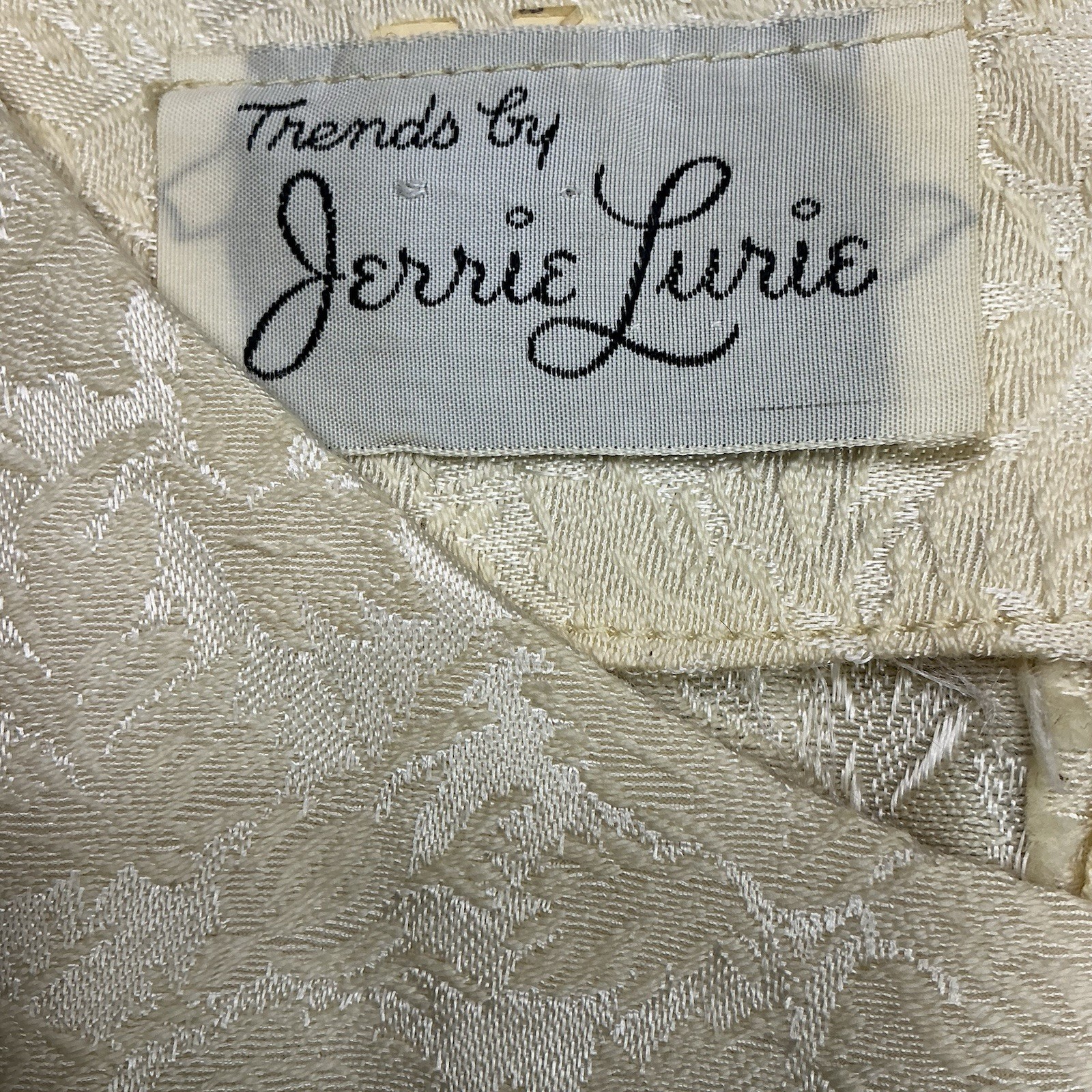 Vintage 1950s Jerry Lurie floral embossed ivory sleeveless dress with jacket