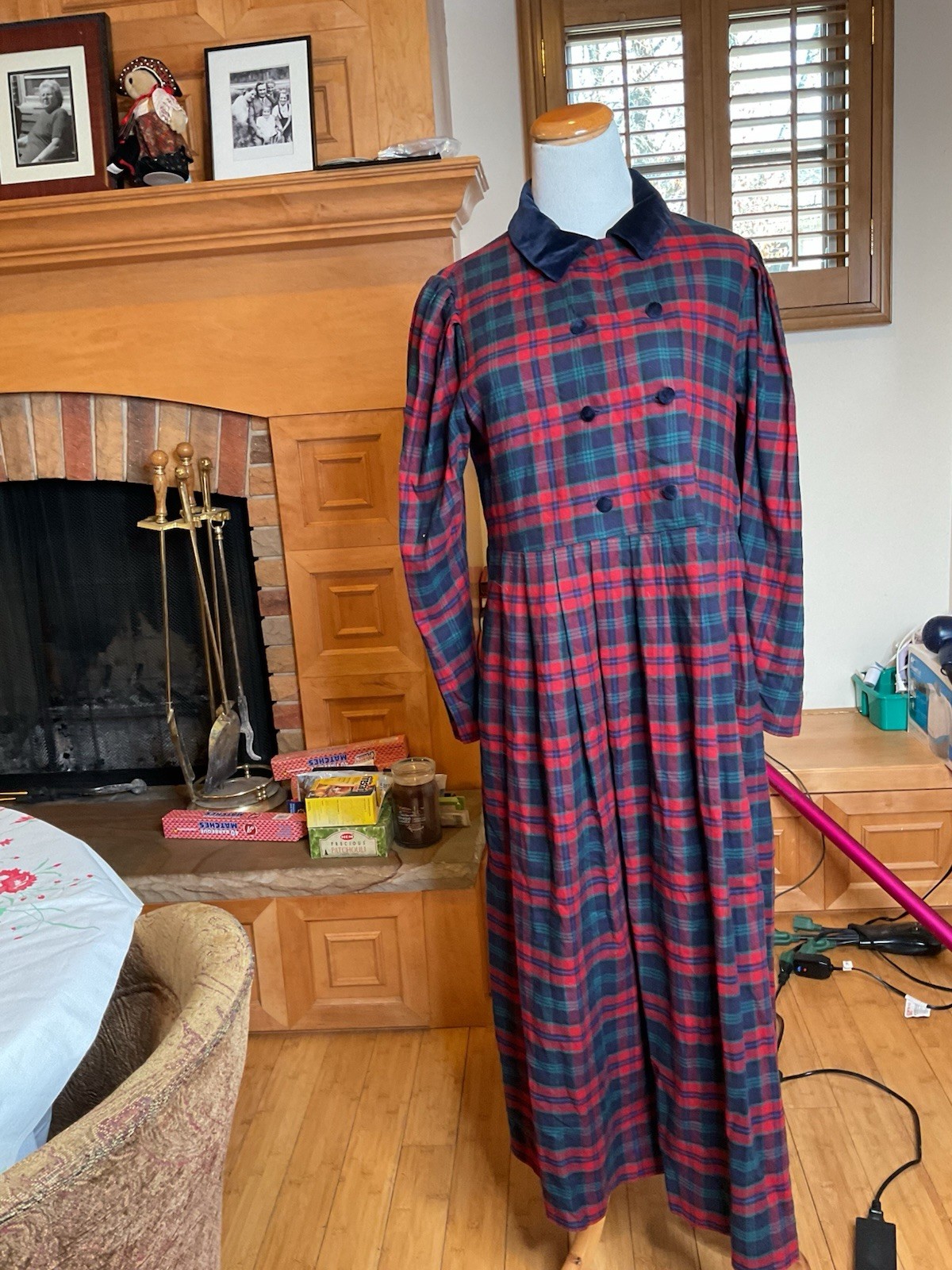 Laura Ashley VTG Wool Tartan Plaid Dress Sz 12 Red Velvet Modest Darker Colored