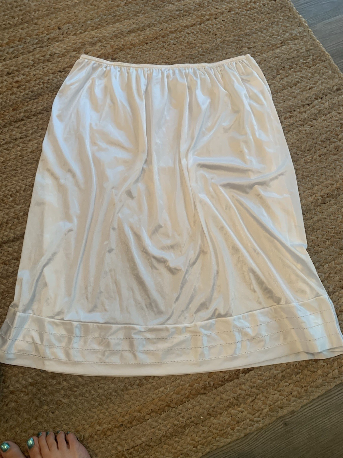 VELROSE HALF SLIP, SIZE 5X, White Nylon, 31” Long, EPOC