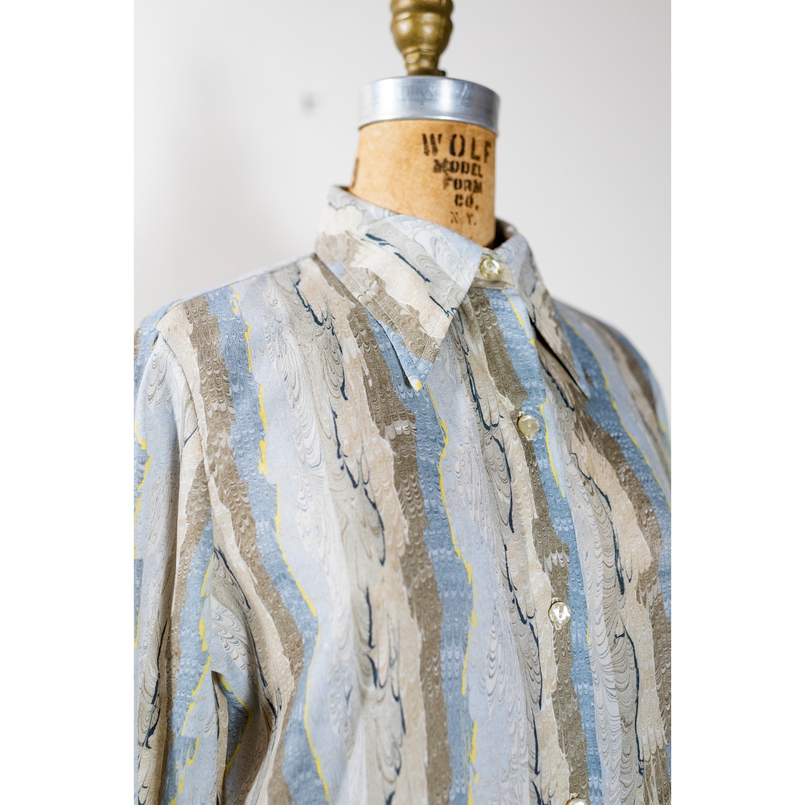 Vintage 70s Blouse, Dagger Collar, Hippie Abstract Neutral Watercolor Shirt, Med