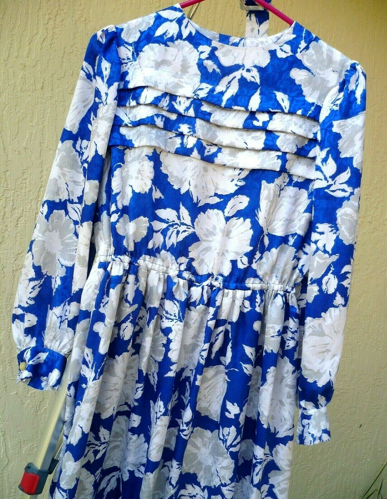 VTG 80S SECRETARY SATIN S M BELTED ROYAL BLUE WHITE FLORAL PLEAT TOP DRESS WOMEN