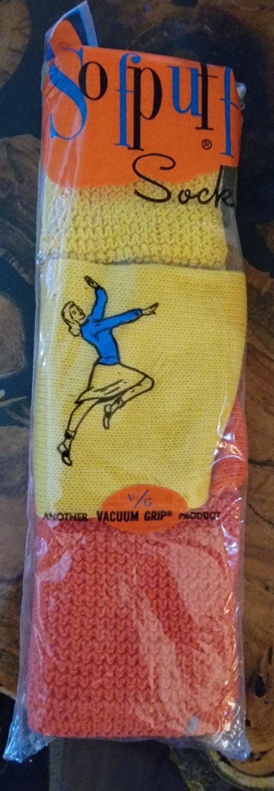 VTG Sofpuff NEW 2 Pair Socks Crew Sz 9 10 11 Vacuum Grip Slouch