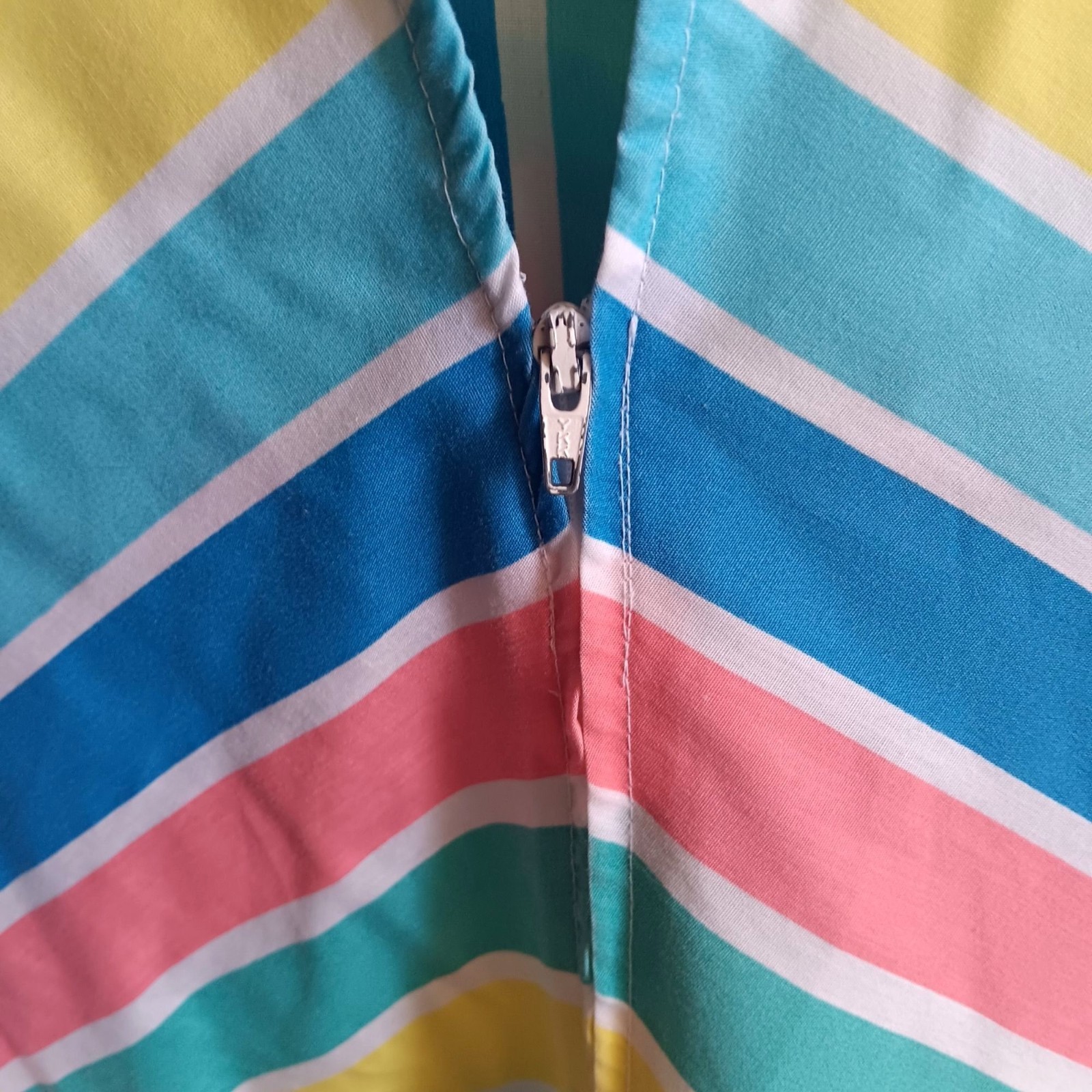 True Vintage Dress sz 10 Medium 1970’s House Chore Buzz About Granny Striped