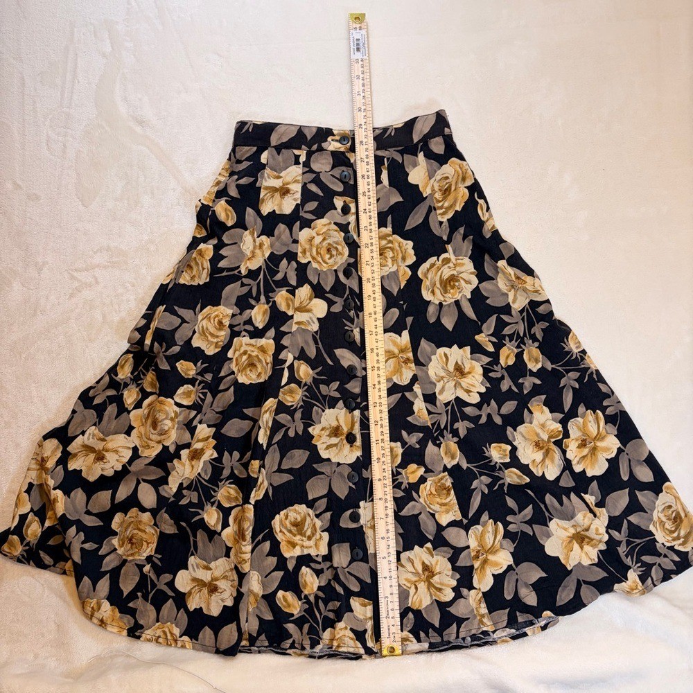 Vintage Express Black A-Line Skirt with Gold and Cream Rose Print