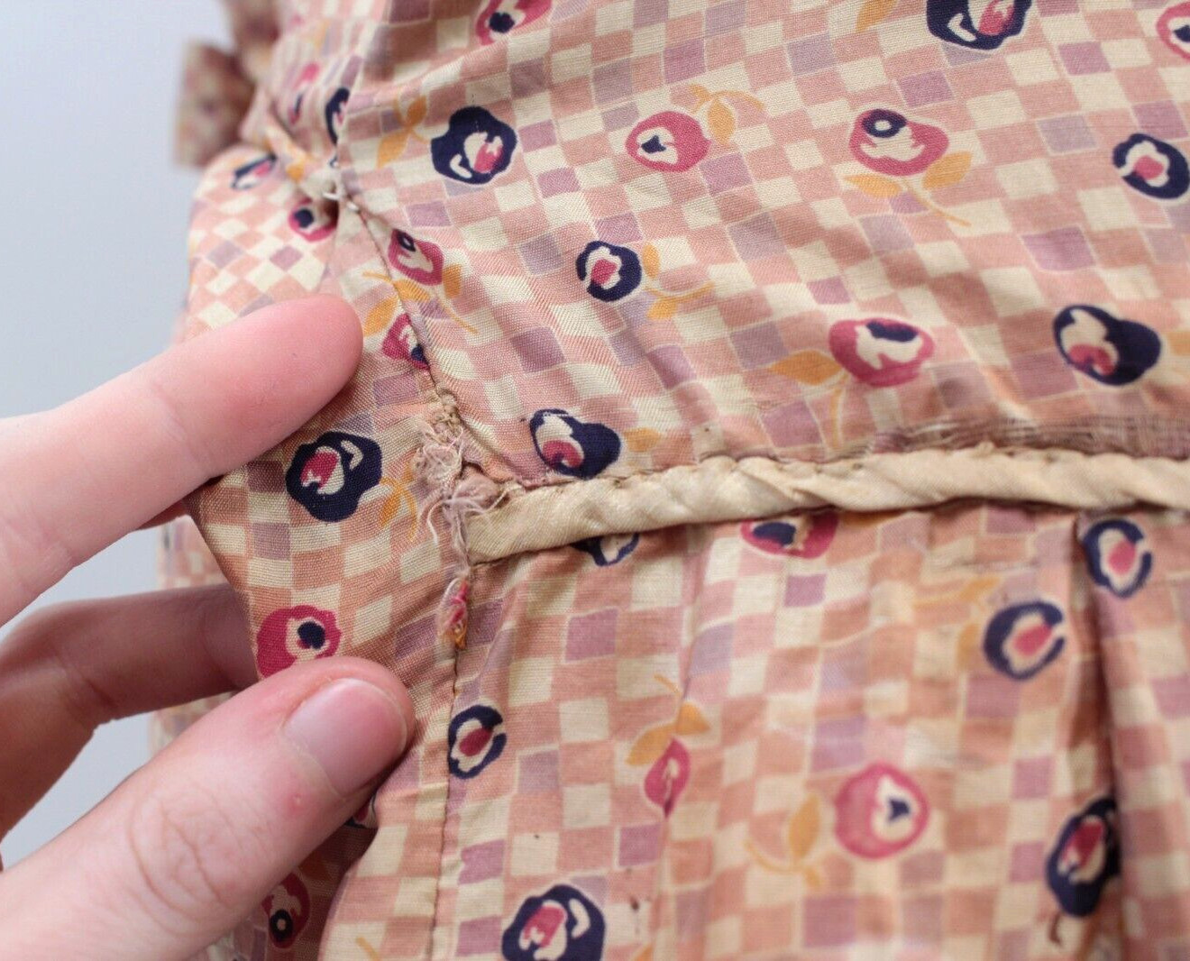 VTG Women’s 20s Tan & Peach Silk Drop Waist Dress W/ Floral Print 1920s Sz S/M