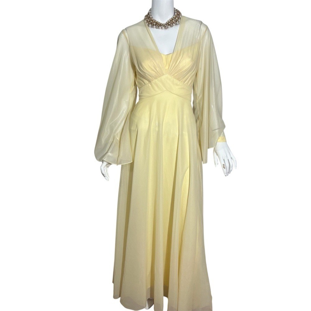 Antique Mike Benet Formals Butter Cream Yellow Flowy Dress – Vintage Sizing