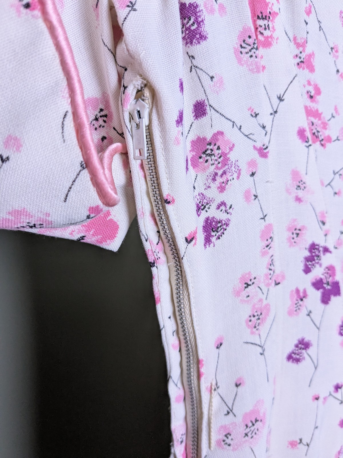 Vintage Handmade 1950s Fit Flare White Pink Linen Like Dress