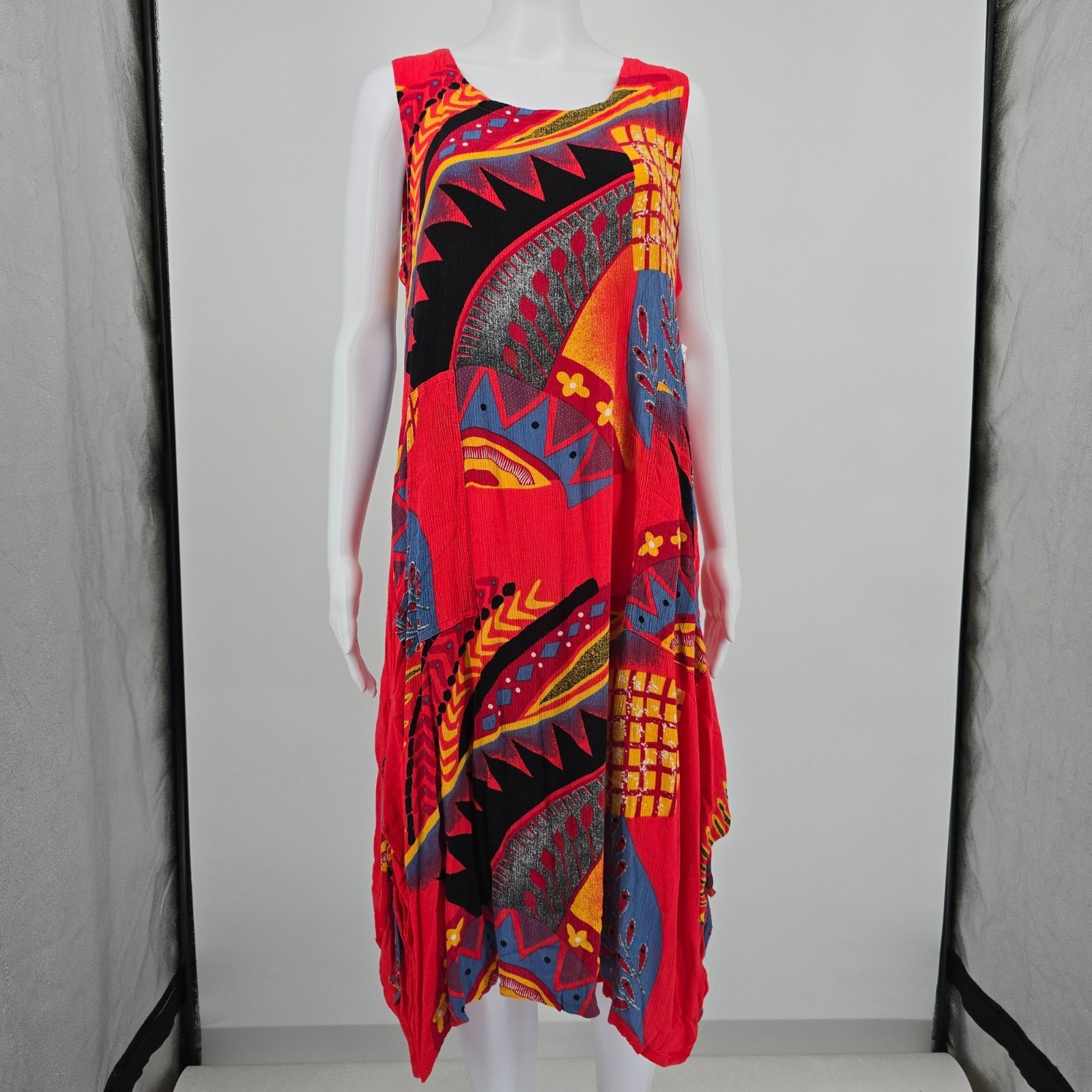 Vintage 1990s Mirror Image Crinkle Rayon Abstract Print Pocket Sundress (L)