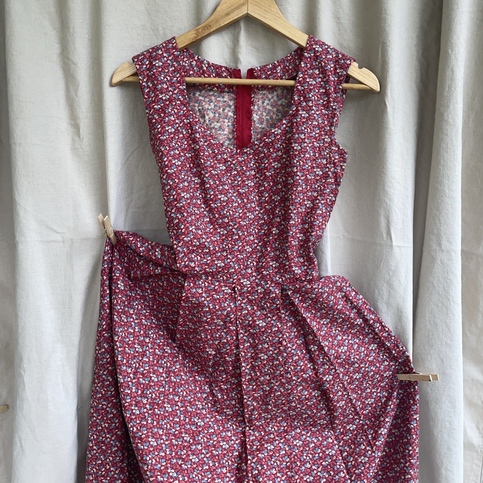 Handmade Vintage Red Floral Dress Cottage Prarie Country Trad Farm Wife S/M