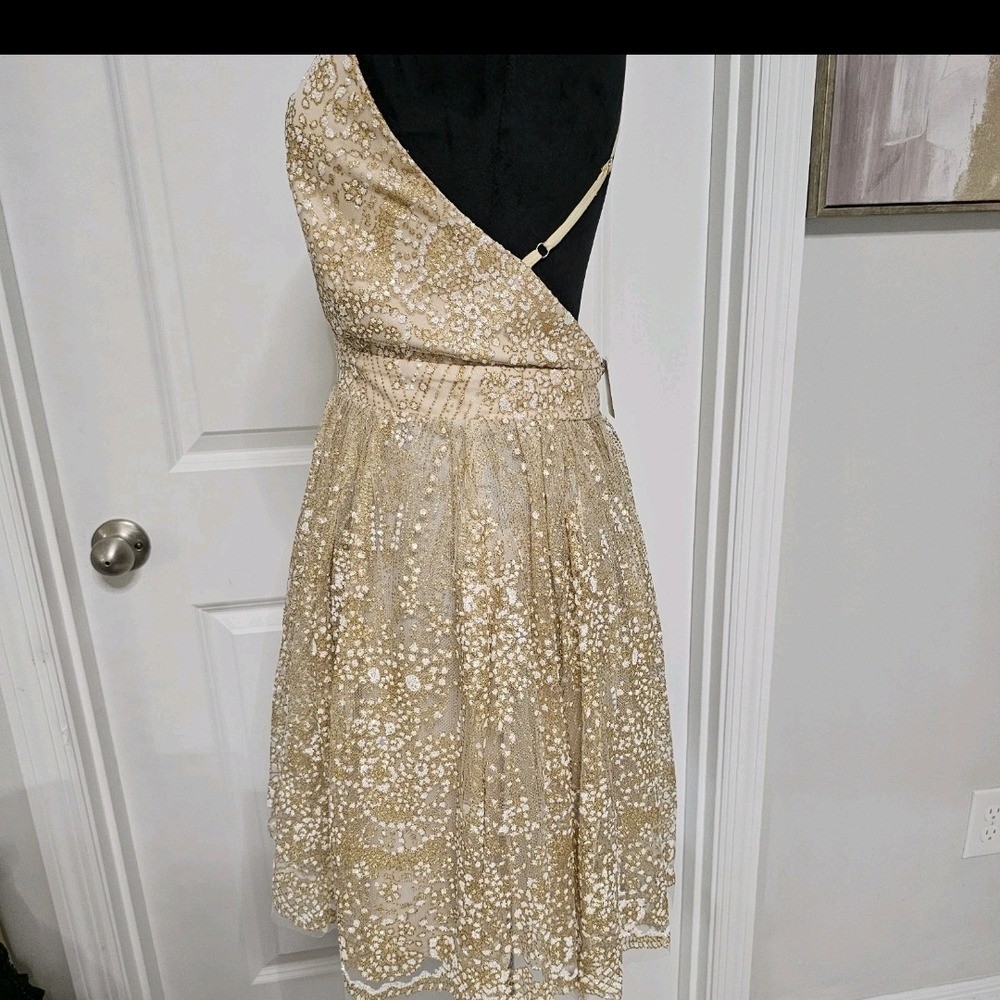 NWT Luxxel Elegant Ivory Glitter Overlay Deep V-Neck Dress Women’s Wedding Small