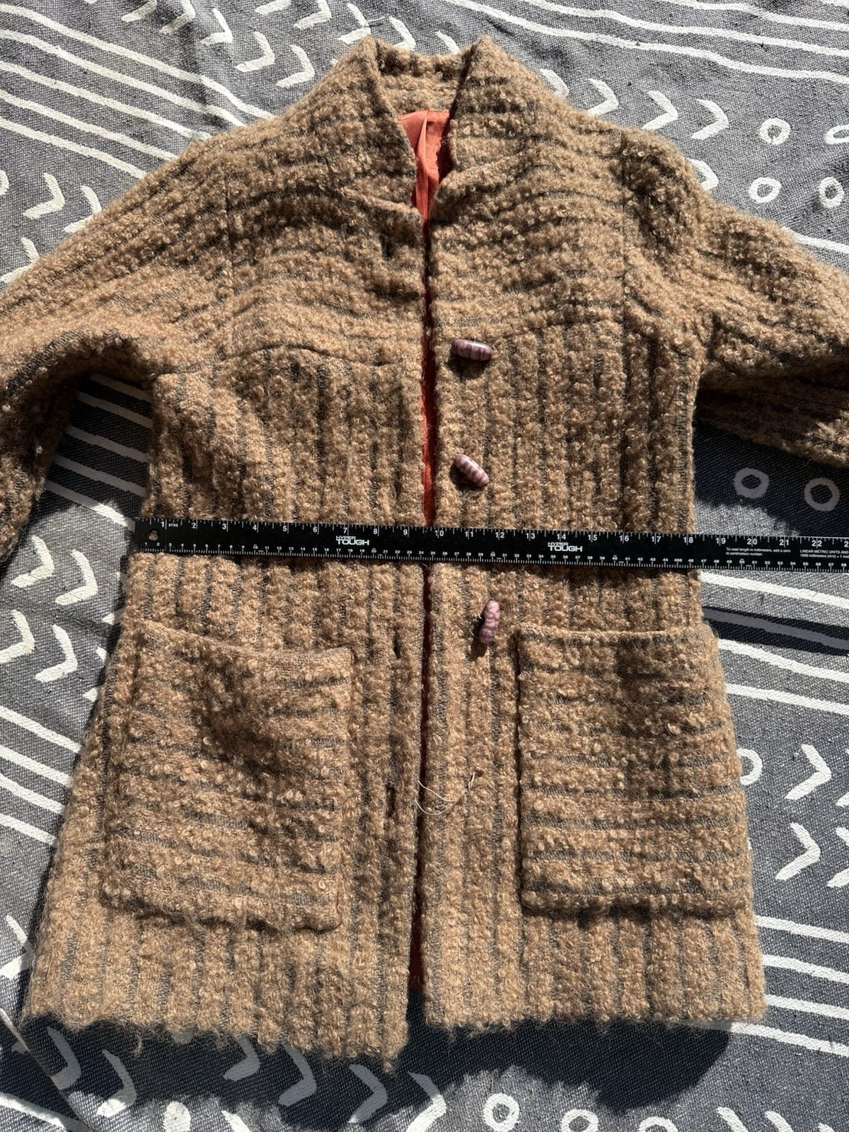 1960s / 70s women’s vintage bouclé wool Size M/L