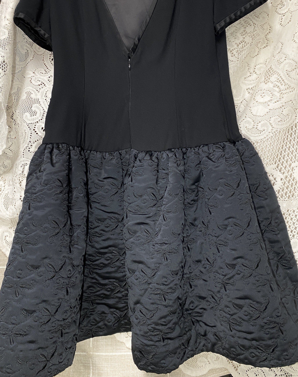Black Dress Bill Blass Vintage Designer Size 12 / Drop Waist /Full Quilted Skirt