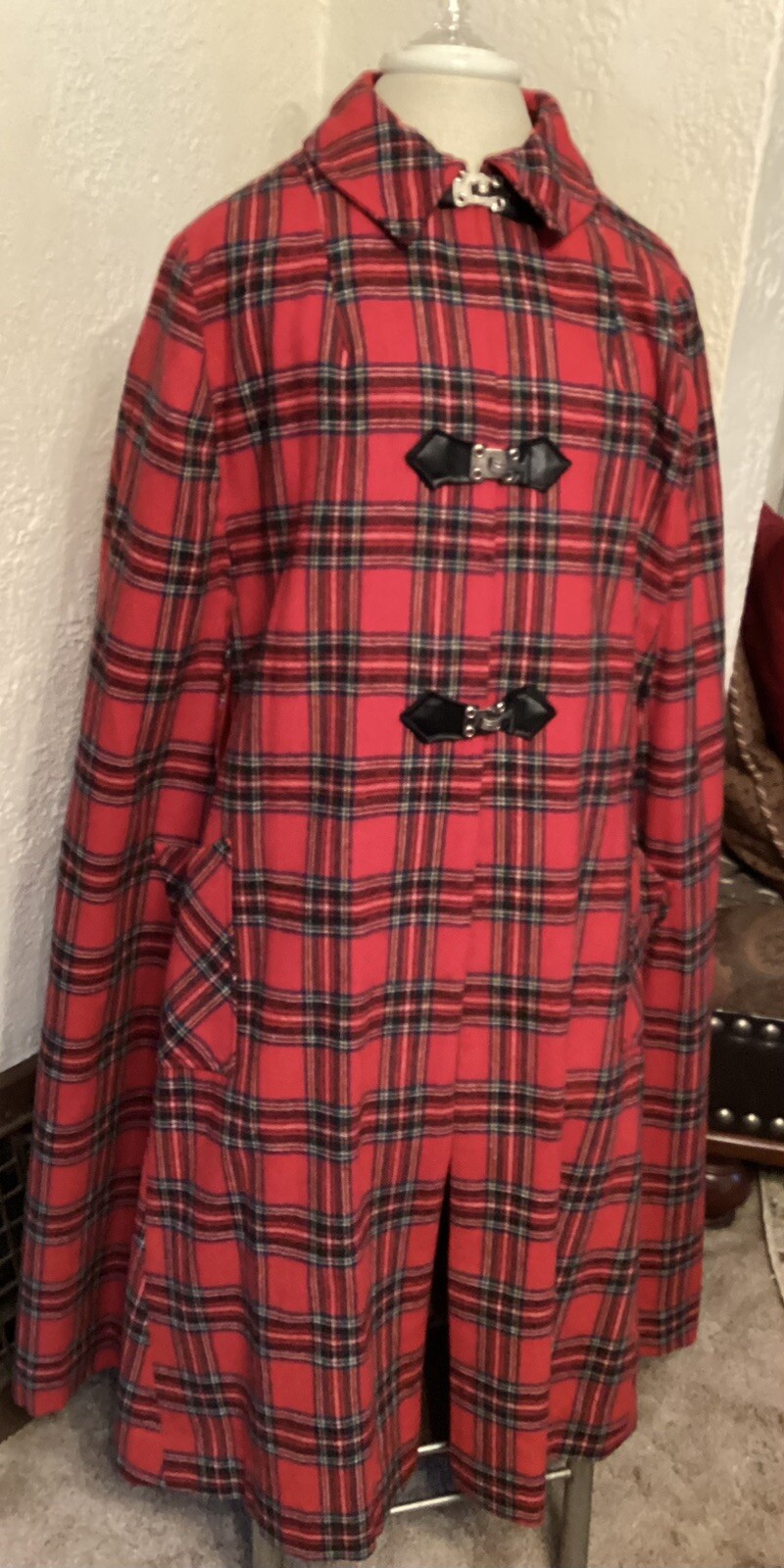 Vintage Johnny Appleseed Tartan Plaid Wool Cape Wow!