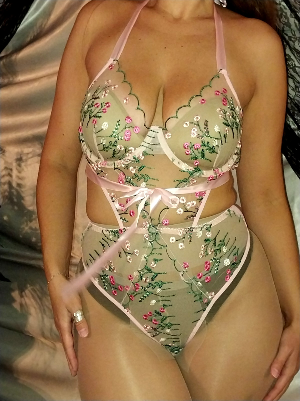 VTG SILKY SHEER FLORAL EMBRS TEDDY PINK SCALLOP NIGHTY BODYSUIT M/L