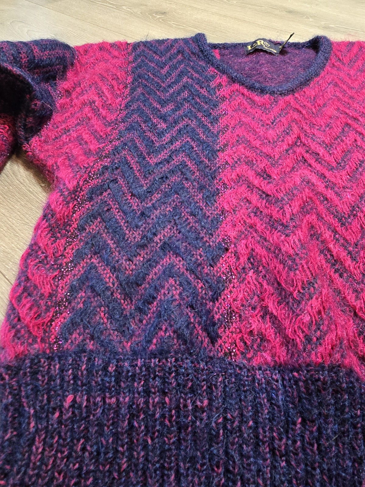 Vintage LeRoy Knitwear Wool Lurex Metallic Pink & Blue MCM Sweater Small Chevron