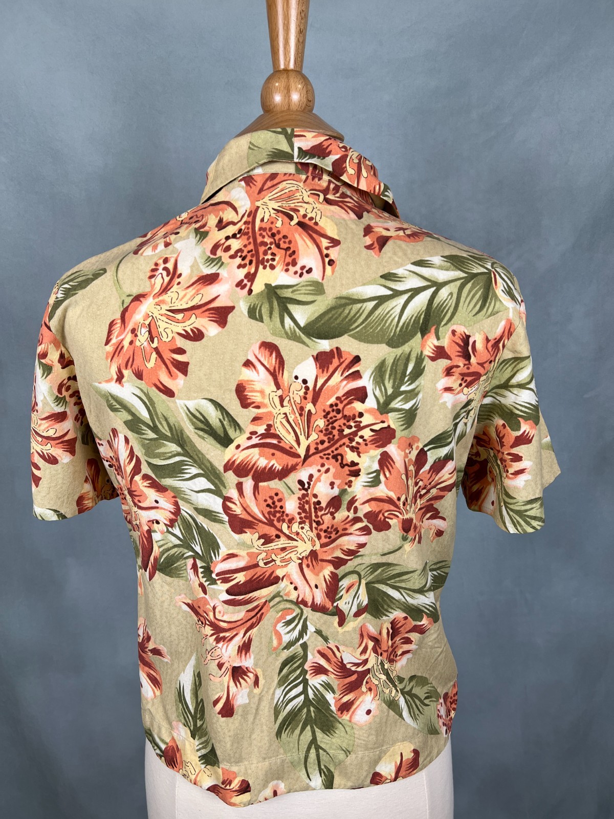 Vintage Tommy Bahama Silk Tropical Aloha Hawaiian Floral Shirt Womens M Camp