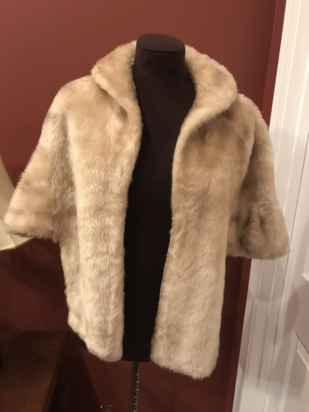 Regina Glenara by Glenoit Faux Fur Cape Shrug VINTAGE light brown