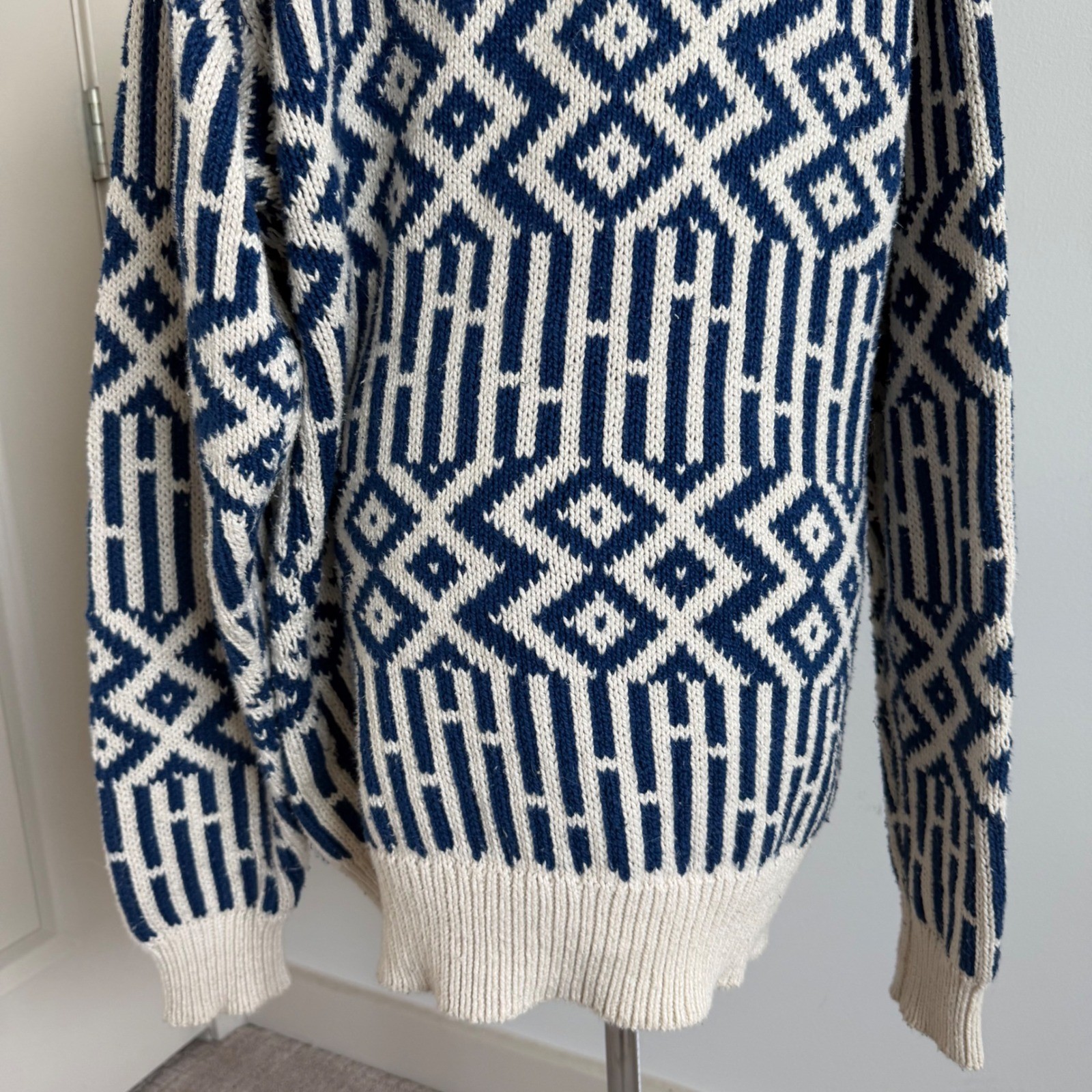 Vintage British Khaki 100% Cotton Print Crewneck Sweater