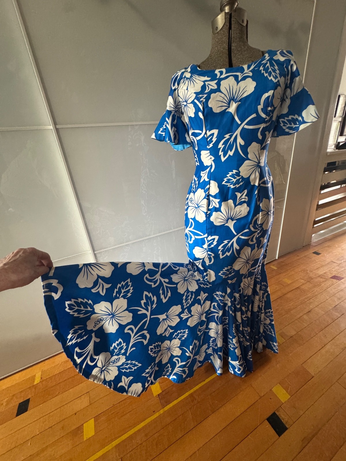 vintage Royal Hawaiian maxi mermaid flutter sleeves blue and white cotton dress