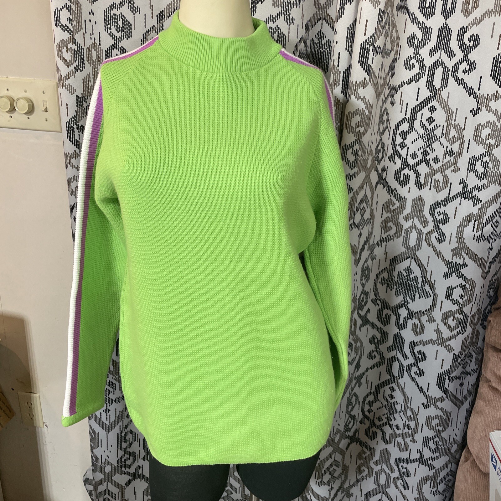 Vintage Arctic Wear Cat Women’s Acrylic Sweater Size 38 Medium Lime Green Zipper