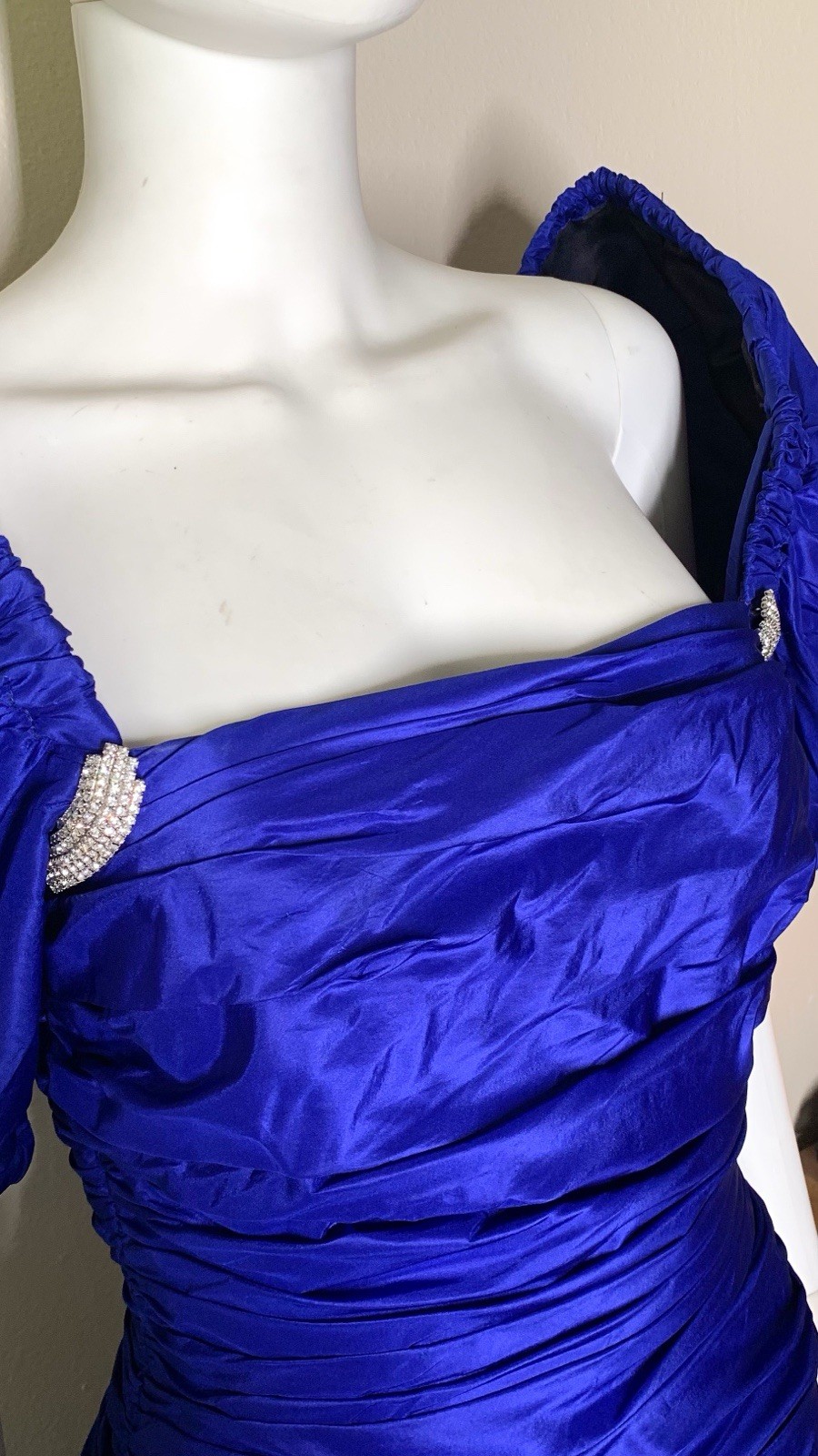 Carolyne Roehm Vintage 80s Blue Gown Evening Dress Ruched Puff Sleeve Rhinestone
