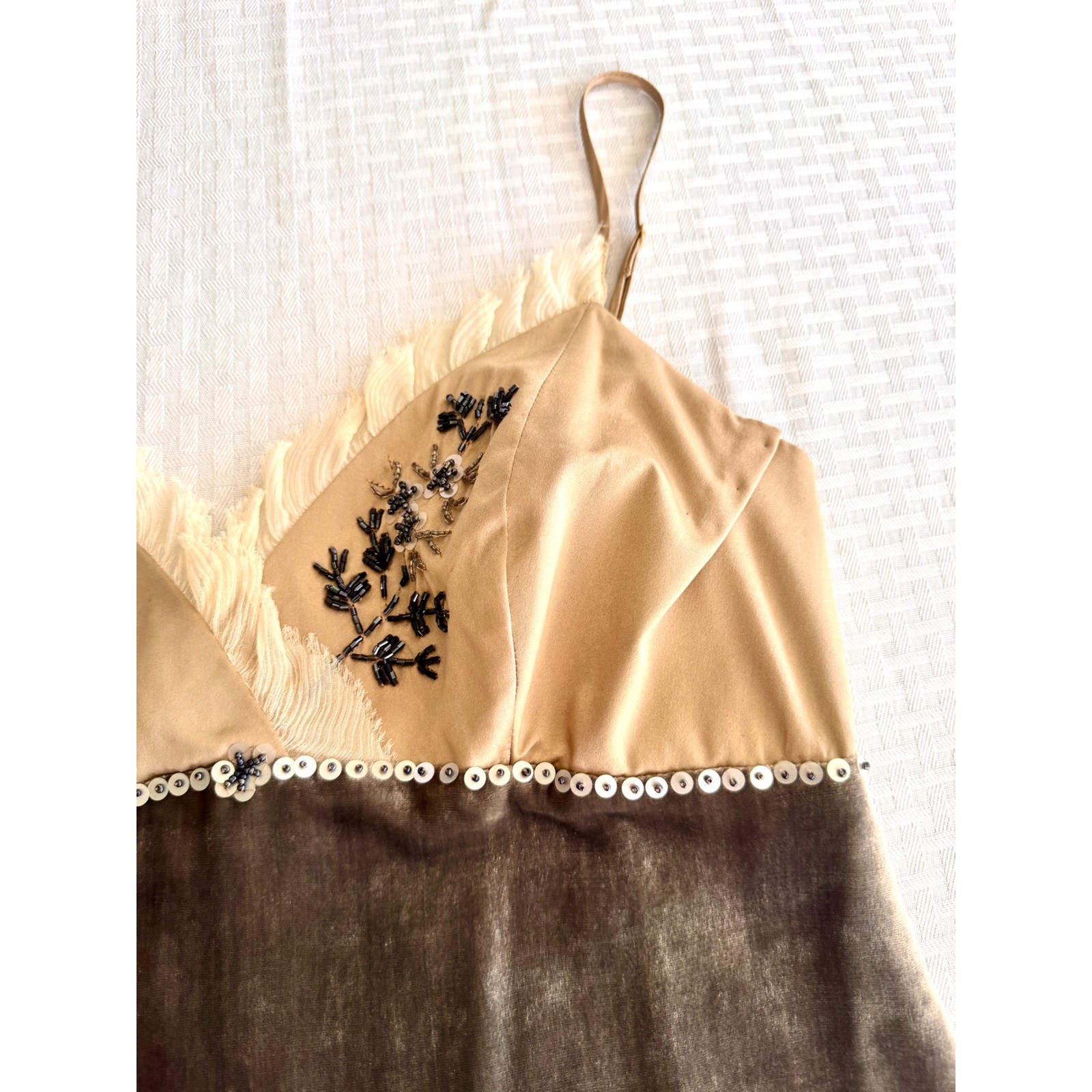 Intuitions Vintage 90s Silk Velvet Beaded Camisole Top Champagne Olive Size 6