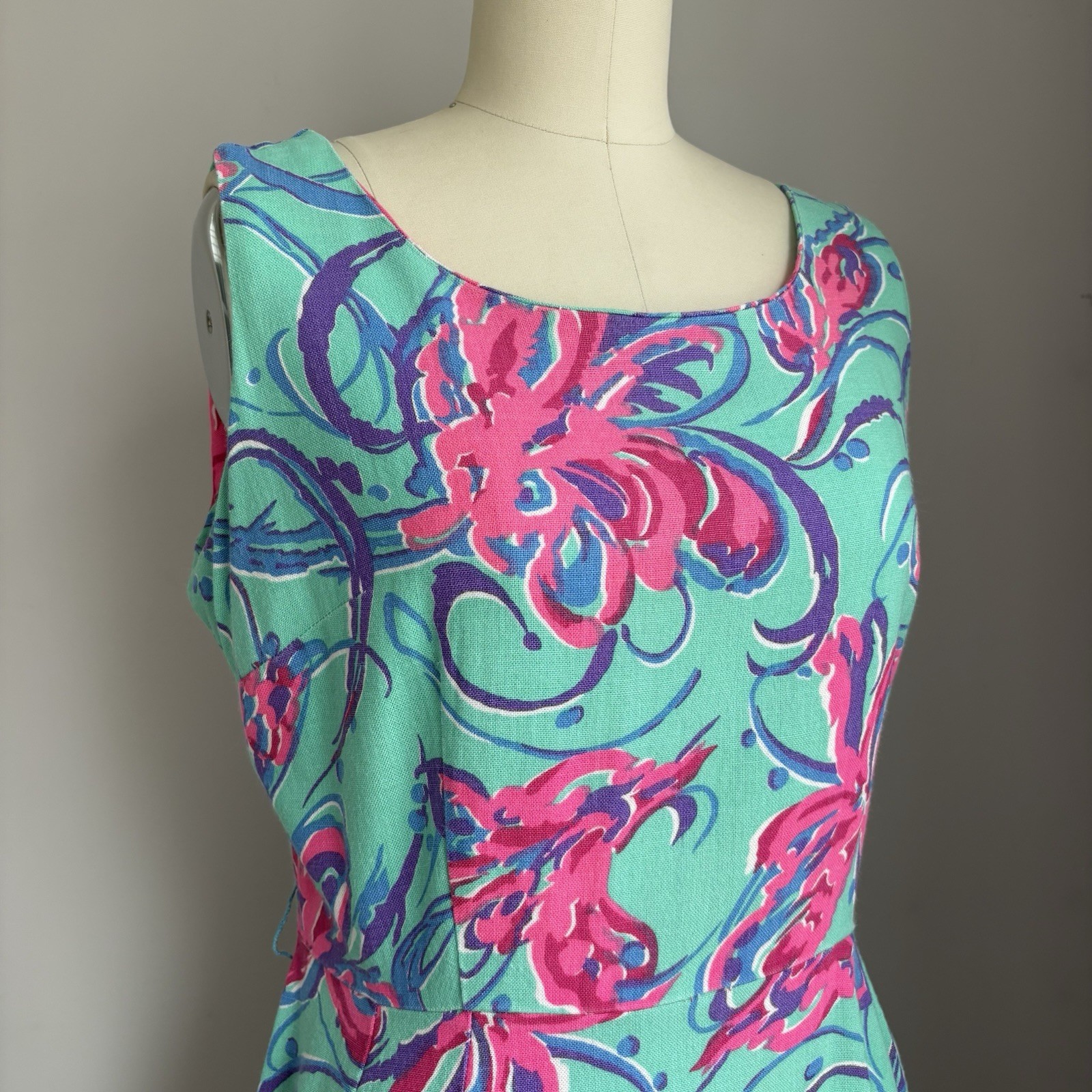 Mod Vintage 1960’s Retro Aqua w/ Hot Pink Floral Print Ruffled Hem Sun Dress M