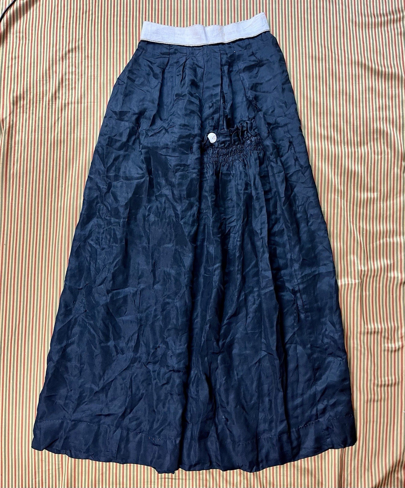 Antique Edwardian Silk Skirt Black High Waist Snap Closure As Is Fair