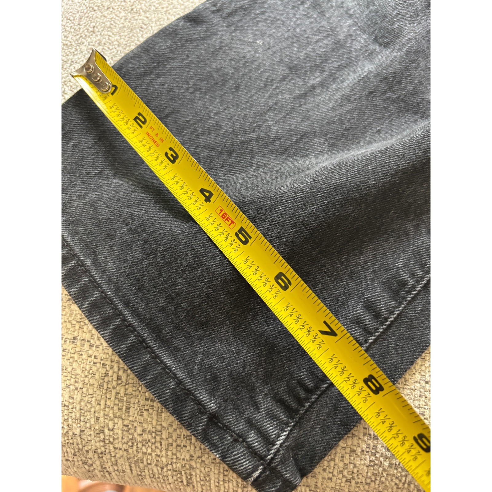 Universal Thread Vintage Straight Distressed Black Jeans Women’s Size 12/31S
