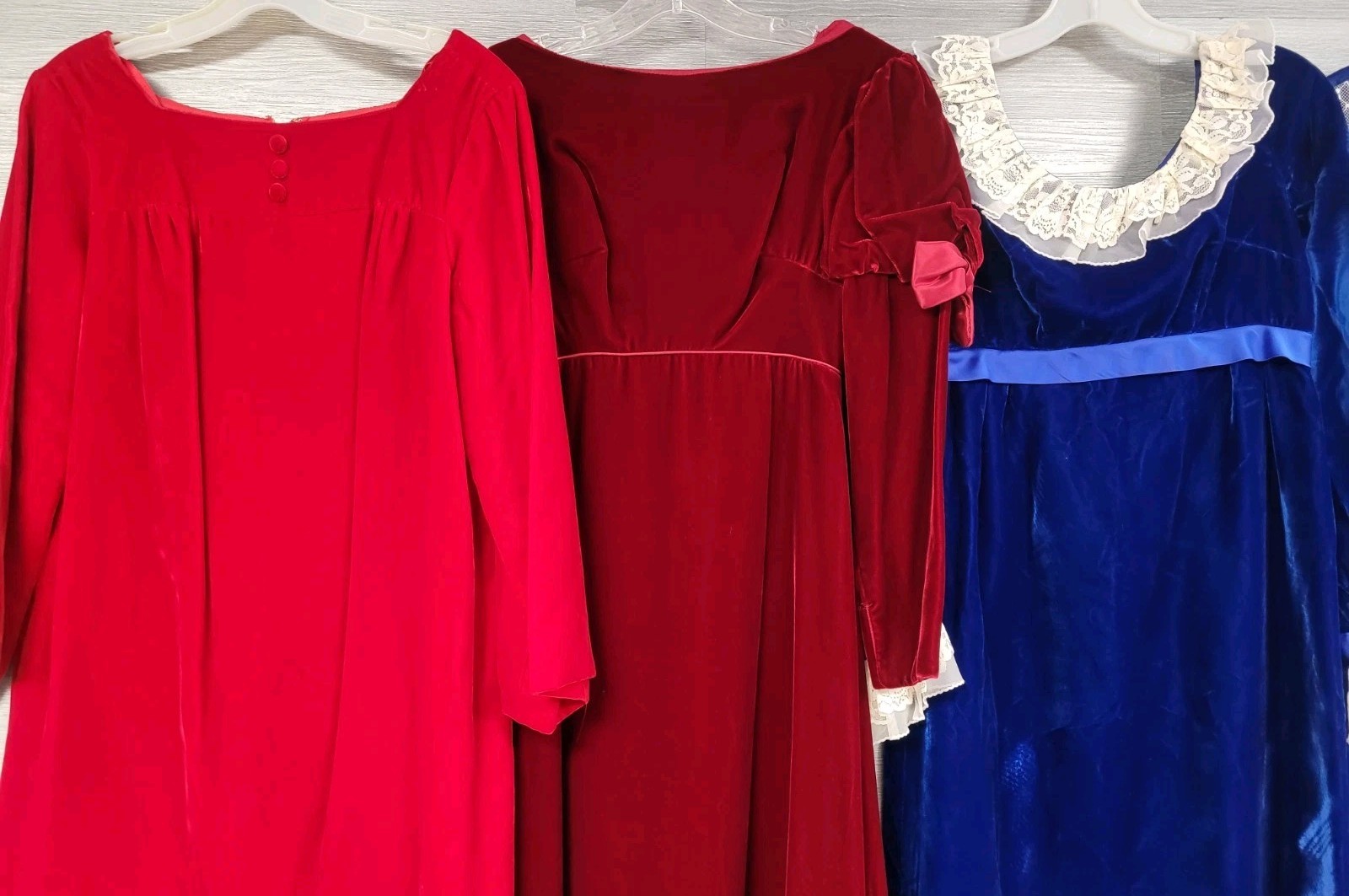 WOMENS LOT OF 24 VINTAGE VELVET DRESSES 40s 50s 60s 70s LACE RUFFLES MINI MAXI
