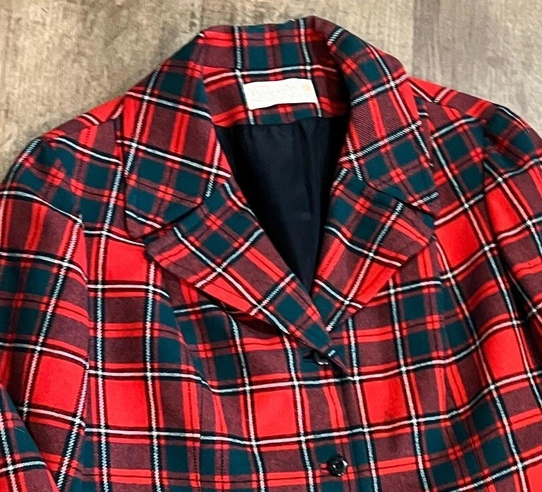 Pendleton Vintage 70s Red & Black Tartan 100% Virgin Wool Classic Blazer Size 18