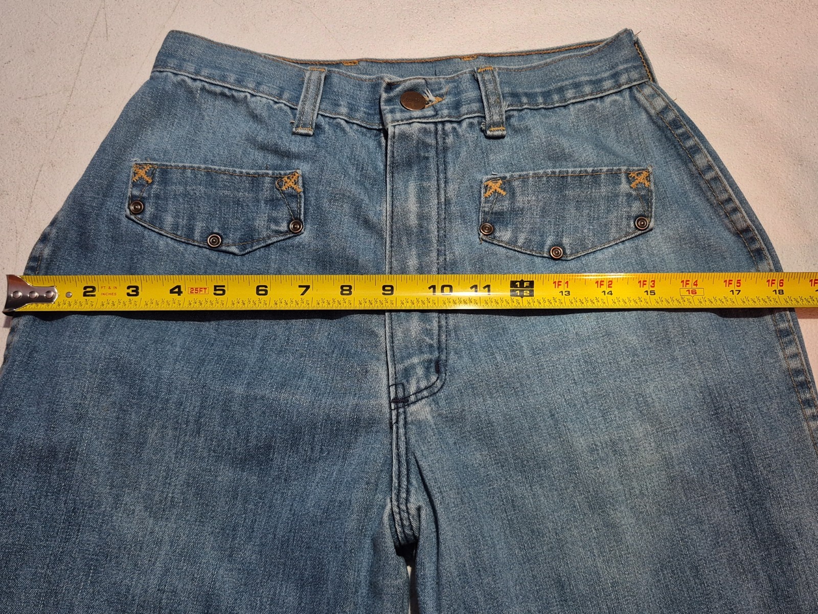 Vtg Wrangler Women’s High Rise Bell Bottoms Blue Jeans 24″? Waist-Stains-READ*