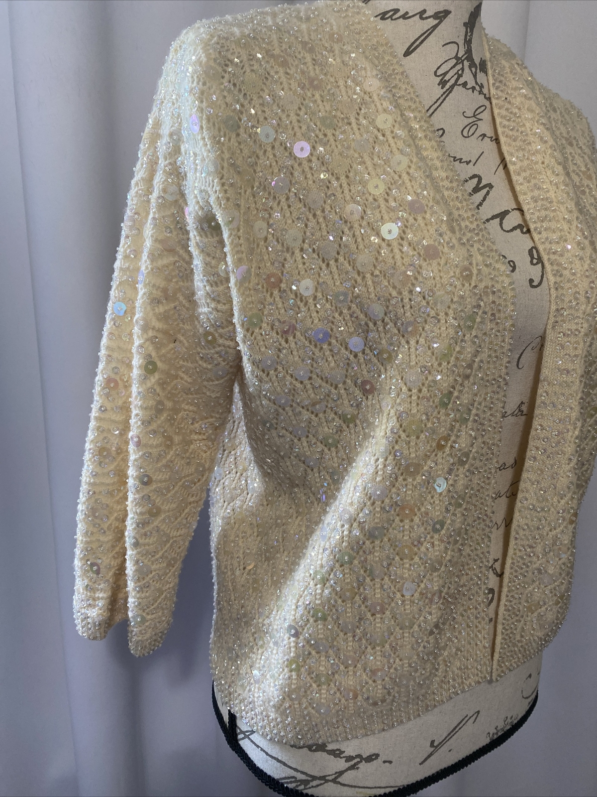 Vintage Jeri-Jo New York Sequin Cardigan Sweater Jacket 100% Wool Size 38 Ivory
