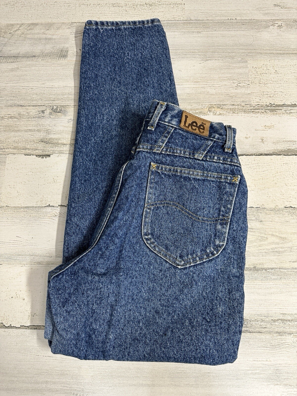 Vintage 90s Lee Jeans Women’s Size 6 High Waist Mom Tapered Denim *See Meas