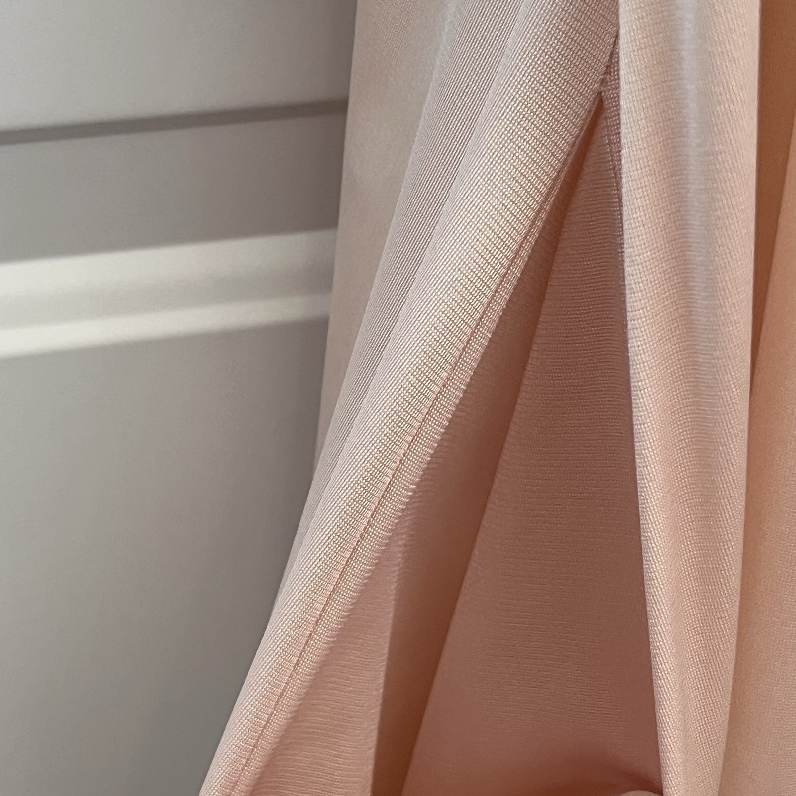 Jolie Two VTG Nylon Robe Sheer Pleated Chiffon Capelet Dressing Gown Beige Small