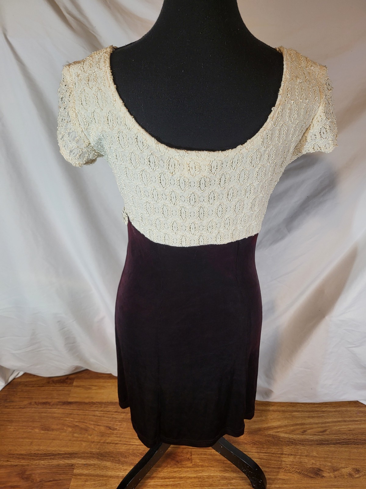Vintage All That Jazz Size 7/8 Burgandy Lace Acetate Mini Dress