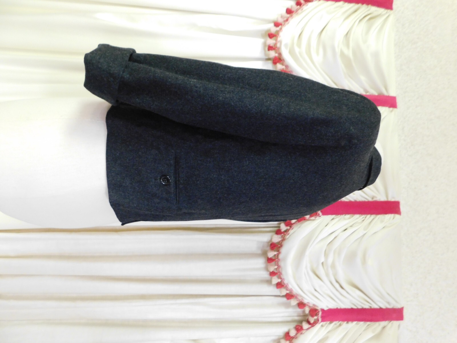 Vintage 1940’s Wool Blazer Jacket Charcoal Gray BY PETTI 42″ Bust *