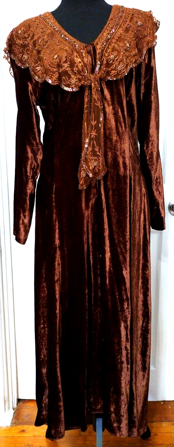 Vintage NOSTALGIA Brown Velvet w/Beaded Lace 3/4 Lenth Elegant Dress Size M