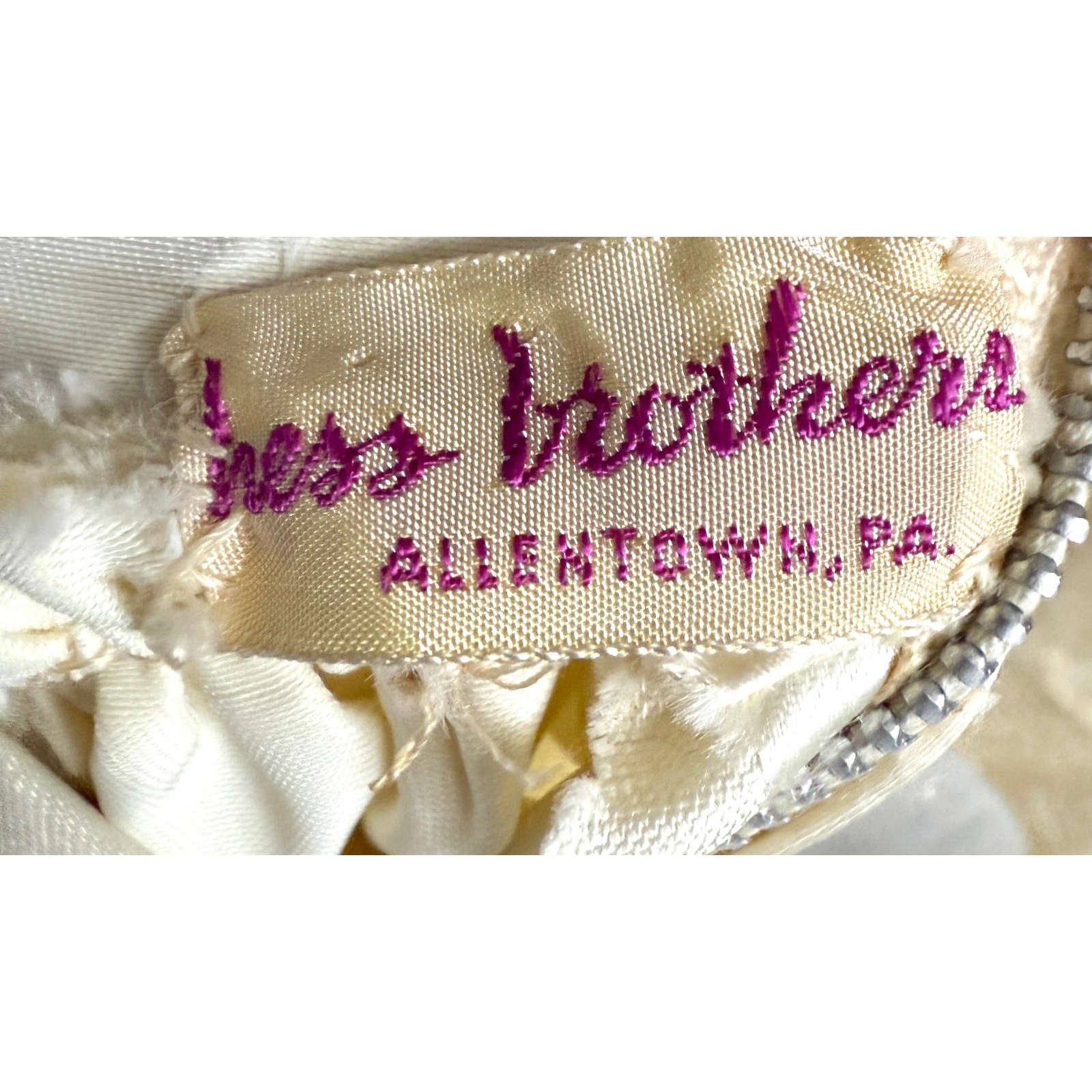 VTG 40s Hess Ivory Skinner Satin Wedding Gown Lace Illusion Yoke Train XS