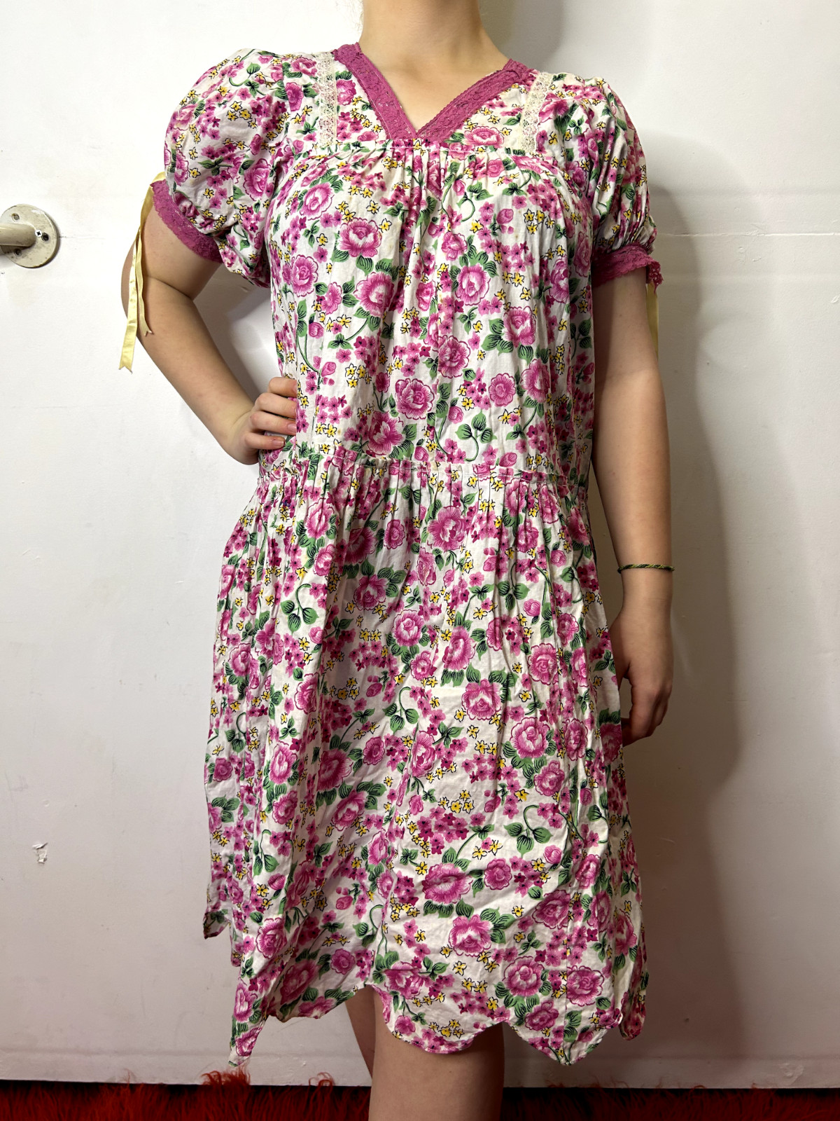 Vintage 1980s Floral Drop Waist Dress Scallop Hem Lace Ribbon Puff Sleeves AU 14