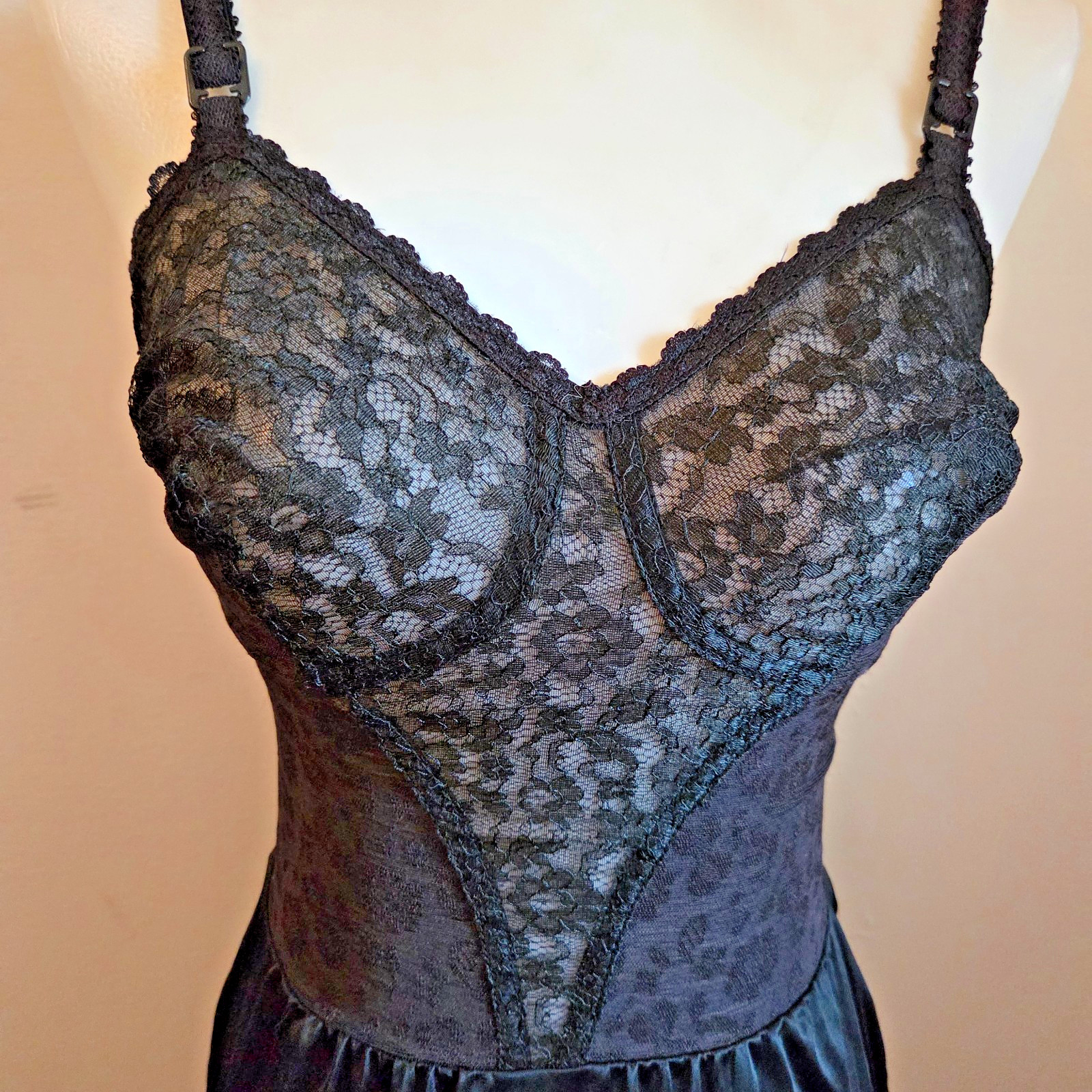 Blanche 1950s Vtg Lace Satin Slip Dress Nightgown Black Small Knee Length SEXY !