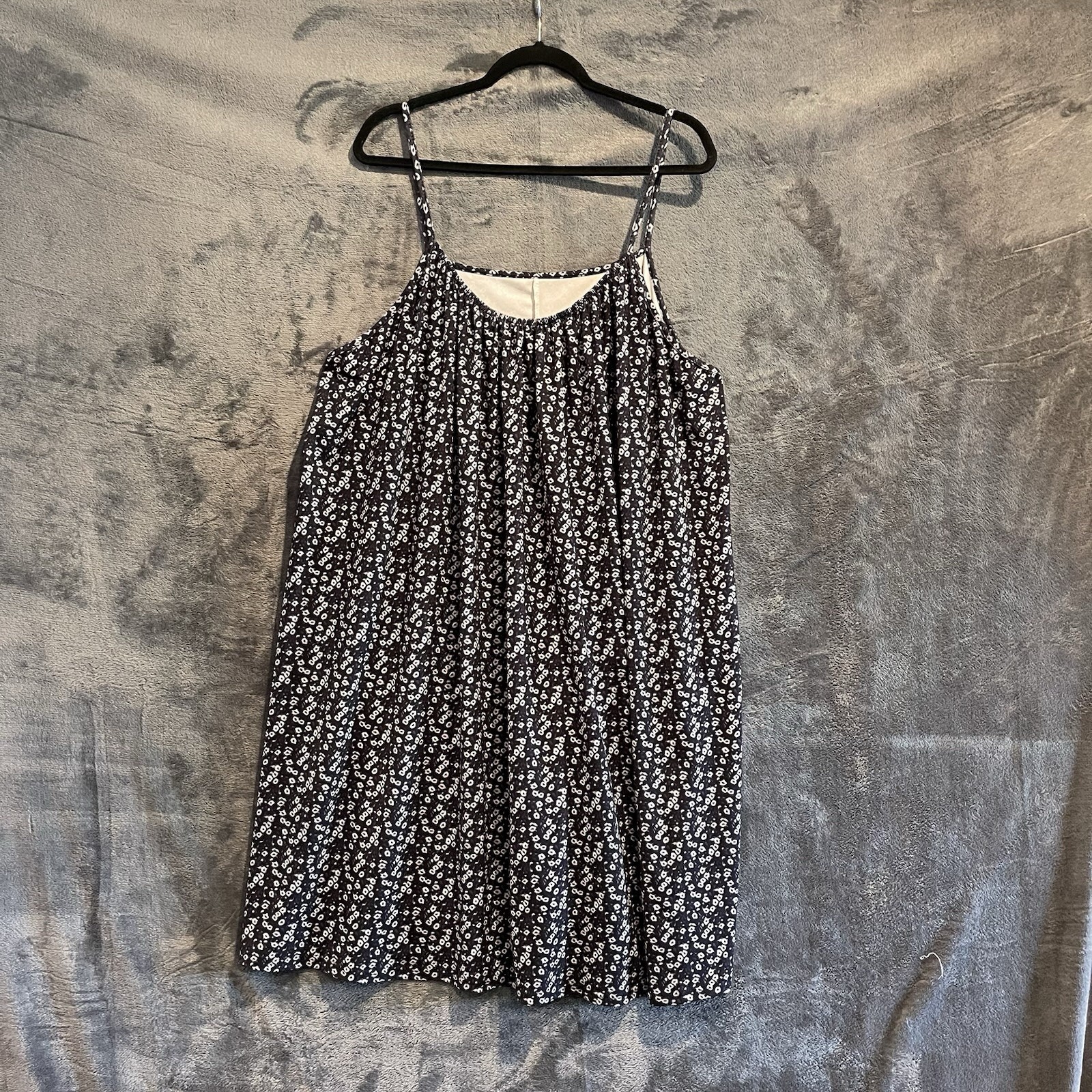 Women’s Plus Size 5X House Dress Nightgown Black White Casual