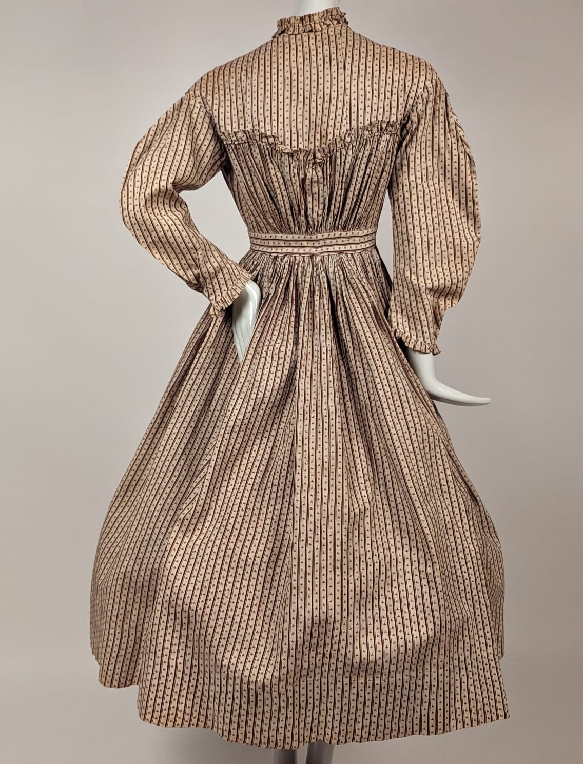 CIVIL WAR ERA 1860’S GIRL’S STRIPED CALICO COTTON DRESS W RUFFLES