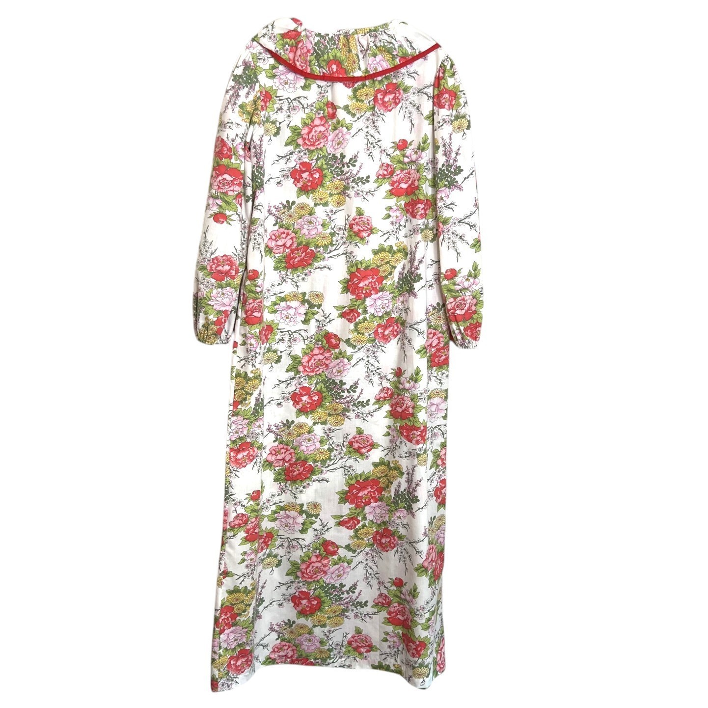 Vintage Handmade Floral Housecoat Size Large Lounge Robe Long Sleeve White Pink