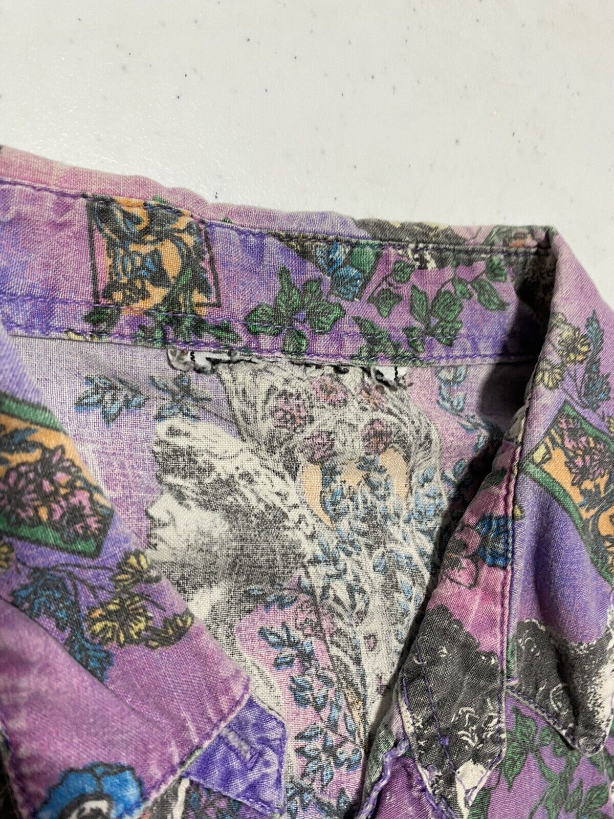 Vintage 1990s Michelangelo? Art Women’s Button Down Shirt 22×27 P8