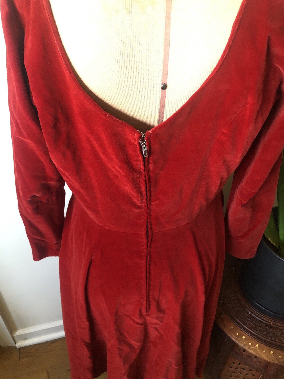 1950’s Lipstick Red Velvet Dress, S/M