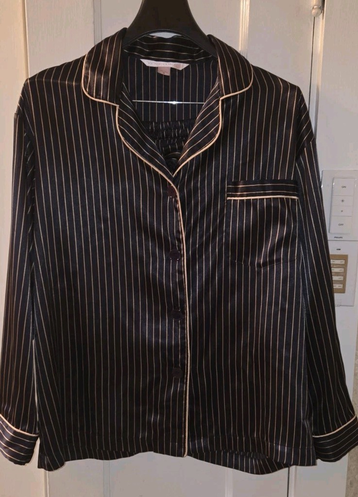 Vintage Victoria’s Secret Pink Label Navy W/Gold Stripes Satin Pajama Set SZ M
